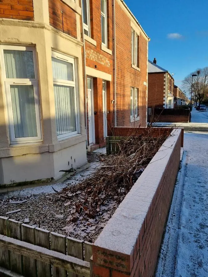 Immaculate 5-Bed House Up To 8 People In Wallsend Newcastle Upon Tyne